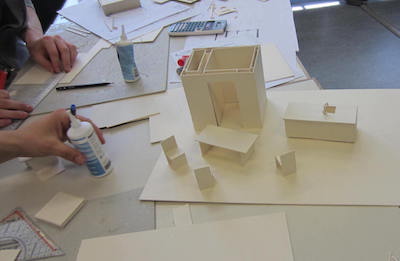 Die Entstehung eines Modells für ein Gebäude